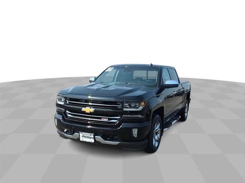 Used 2017 Chevrolet Silverado 1500 LTZ Z71 w/ LTZ Plus Package image 4