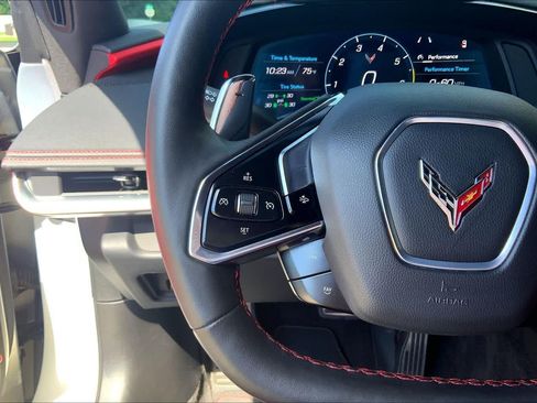 Used 2024 Chevrolet Corvette Stingray Preferred Conv w/ Z51 Performance Package RWD image 23