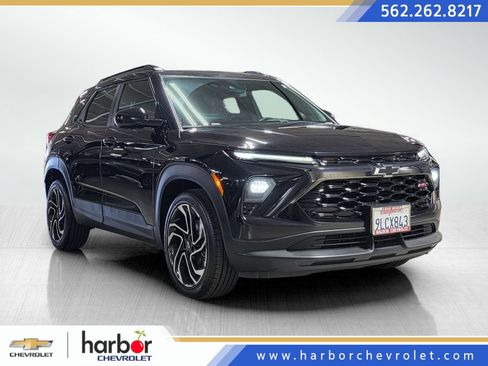 Used 2024 Chevrolet TrailBlazer RS FWD image 1