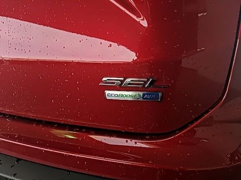 Used 2020 Ford Edge SEL w/ Convenience Package image 13