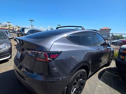 Used 2023 Tesla Model Y Long Range image 4