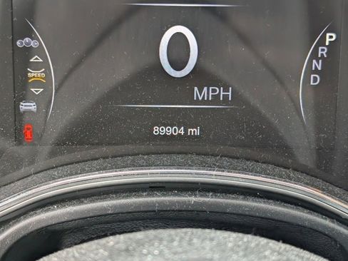 Used 2018 Jeep Grand Cherokee Laredo image 10