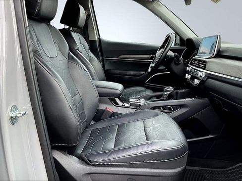 Used 2022 Kia Telluride SX w/ SX Prestige Package image 7