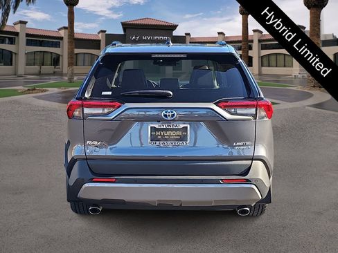 Used 2021 Toyota RAV4 Limited AWD/4WD image 7