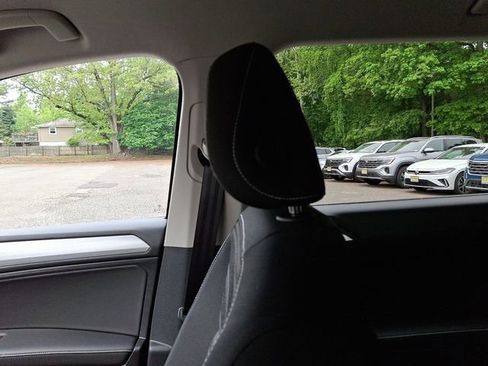 Certified 2024 Volkswagen Tiguan S image 17