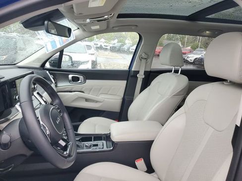 Certified 2023 Kia Sorento SX AWD/4WD image 18