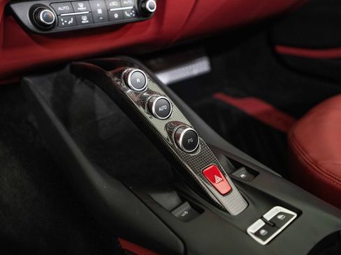 Certified 2022 Ferrari 812 GTS RWD image 40