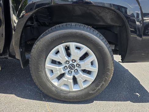 Used 2022 Nissan Frontier SV RWD image 12