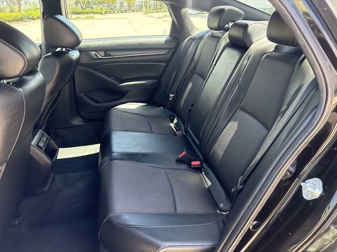 Used 2021 Honda Accord Sport image 11
