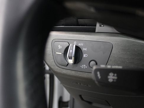 Used 2022 Audi A5 2.0T Premium image 33