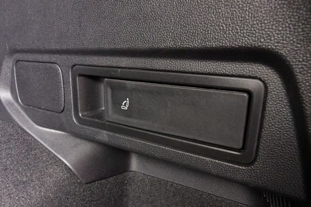 Used 2022 Volkswagen Tiguan SEL R-Line AWD/4WD image 25