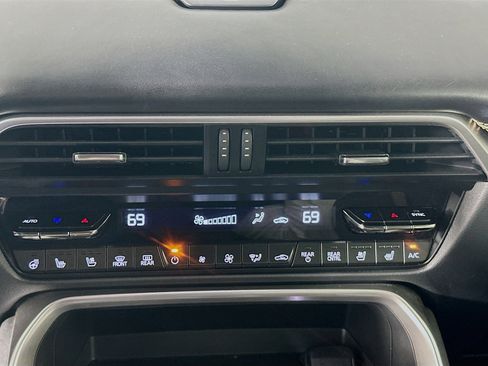 Used 2025 MAZDA CX-90 3.3 Turbo w/ Premium Plus Pkg image 24