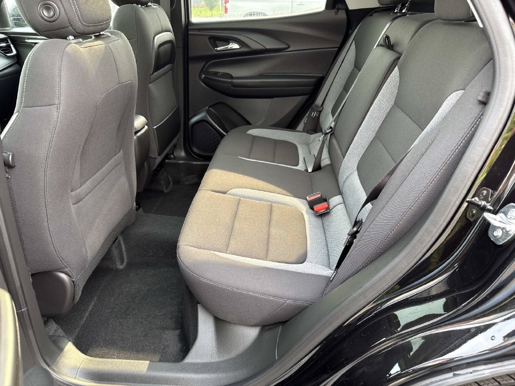 New 2026 Chevrolet TrailBlazer LT w/ Convenience Package AWD/4WD image 11