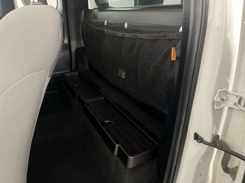 Used 2022 Toyota Tacoma SR image 27