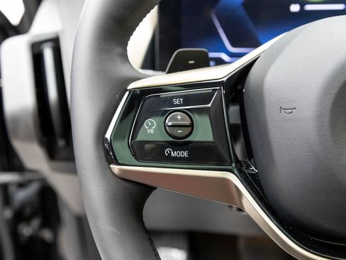 Used 2025 BMW X3 xDrive30i w/ Convenience Package image 29