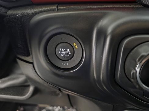 Used 2020 Jeep Gladiator Rubicon image 27