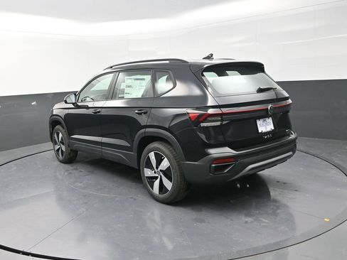 New 2026 Volkswagen Taos S image 6