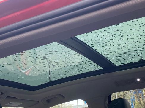 Certified 2023 Volkswagen Tiguan SE w/ Panoramic Sunroof Package image 20