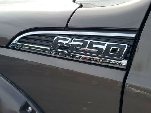 Used 2015 Ford F250 XLT w/ FX4 Off-Road Package image 35