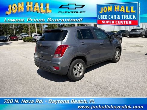 Used 2020 Chevrolet Trax LS w/ Tint and Cruise Package FWD image 8