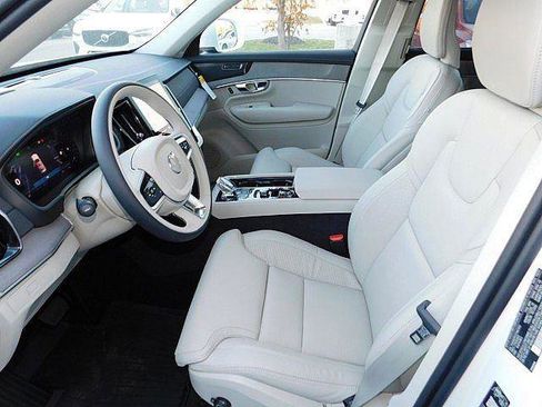 New 2026 Volvo XC90 B6 Ultra w/ Protection Package AWD/4WD image 15