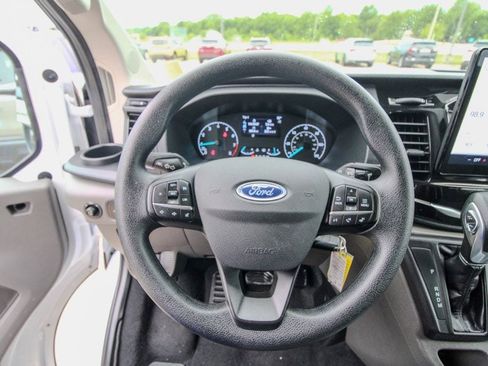 Used 2024 Ford Transit 350 XLT RWD image 19