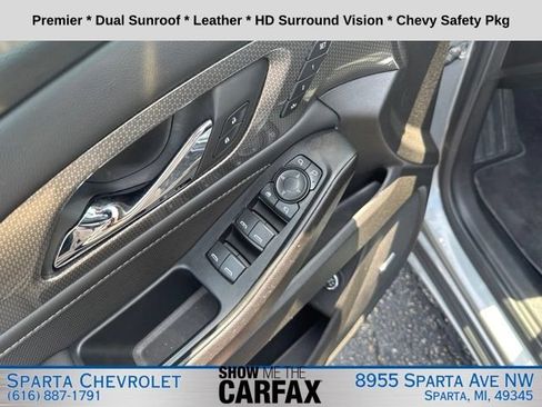Used 2023 Chevrolet Traverse Premier AWD/4WD image 12