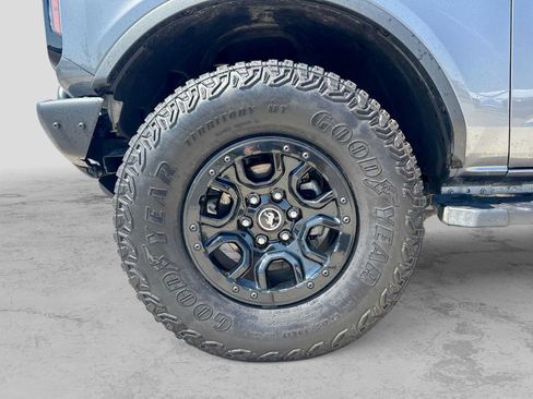 Used 2023 Ford Bronco Wildtrak AWD/4WD image 13
