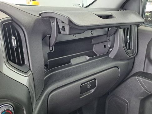 Used 2025 Chevrolet Silverado 1500 W/T w/ WT Value Package RWD image 17