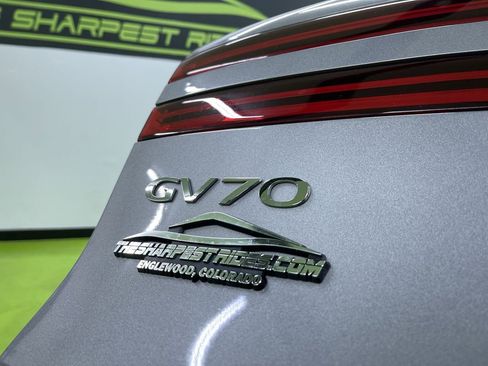 Used 2022 Genesis GV70 3.5T image 14
