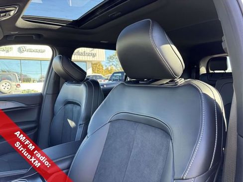 New 2025 Jeep Grand Cherokee L Altitude image 15