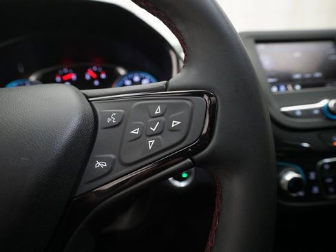 Used 2023 Chevrolet Equinox RS image 19