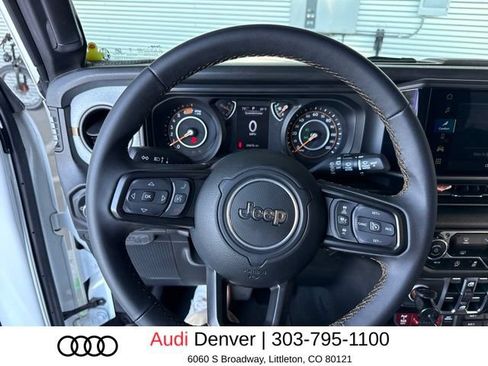 Used 2024 Jeep Wrangler Unlimited Sport AWD/4WD image 6
