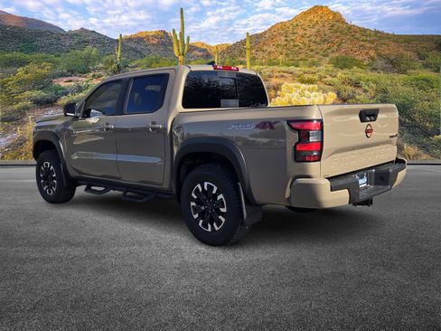 Used 2023 Nissan Frontier PRO-4X w/ Pro Convenience Package image 7