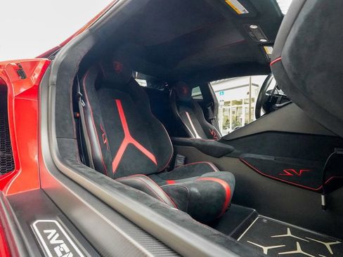 Used 2016 Lamborghini Aventador LP 750-4 Superveloce image 76