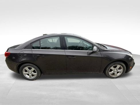 Used 2015 Chevrolet Cruze LT w/ Sun And Sound Package FWD image 7