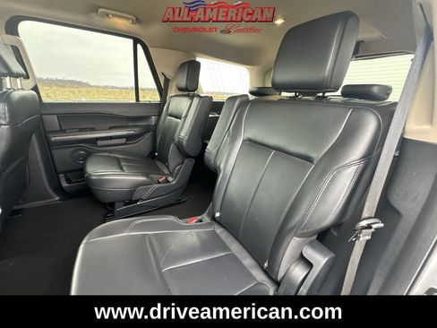 Used 2024 Ford Expedition XLT image 25