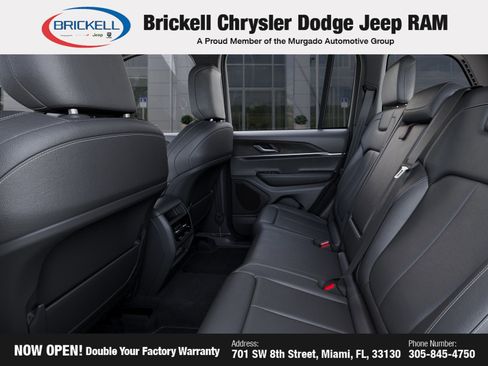 New 2025 Jeep Grand Cherokee Limited image 23