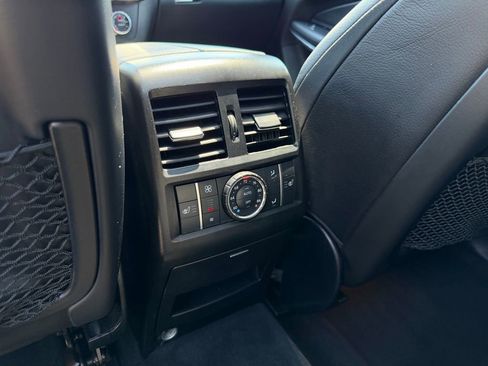 Used 2017 Mercedes-Benz GLS 550 4MATIC image 26