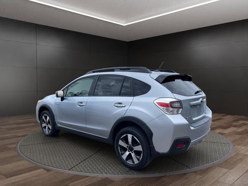 Used 2015 Subaru Crosstrek Touring AWD/4WD image 6