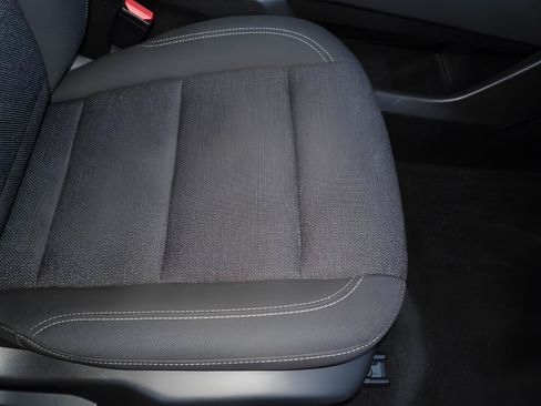 Used 2024 Chevrolet Traverse LS AWD/4WD image 17