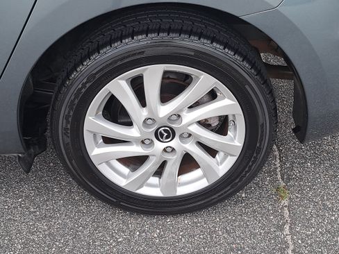 Used 2013 MAZDA MAZDA3 i Touring FWD image 31