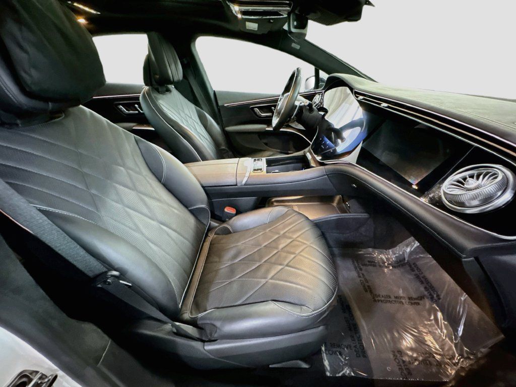 Certified 2023 Mercedes-Benz EQS AMG 4MATIC image 34