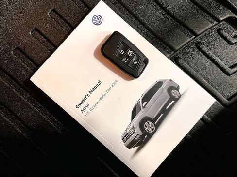 Used 2019 Volkswagen Atlas SE w/ Towing Package AWD/4WD image 32