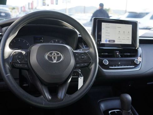 Used 2023 Toyota Corolla LE image 21