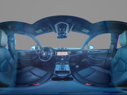 Used 2025 Porsche Macan Turbo image 30