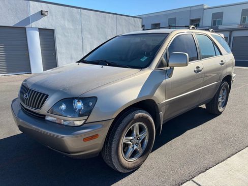 Used 2000 Lexus RX 300 image 2