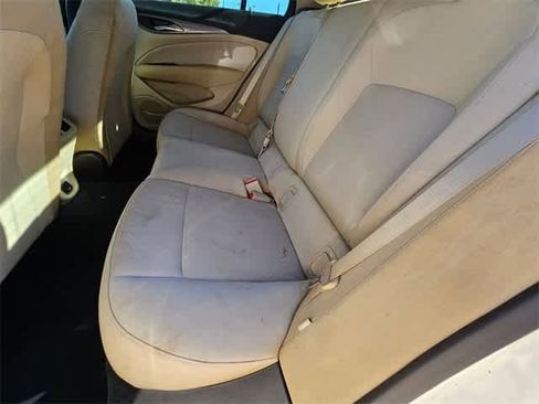 Used 2019 Buick Regal Preferred w/ Sights and Sounds Package image 18