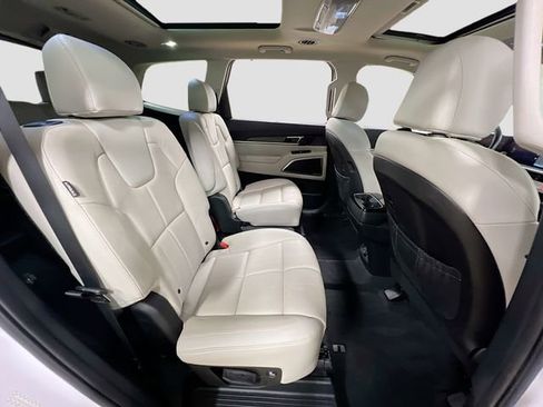 Certified 2023 Kia Telluride SX image 30