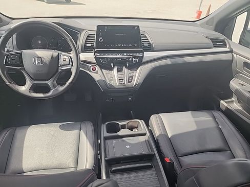 Used 2025 Honda Odyssey Sport-L image 12